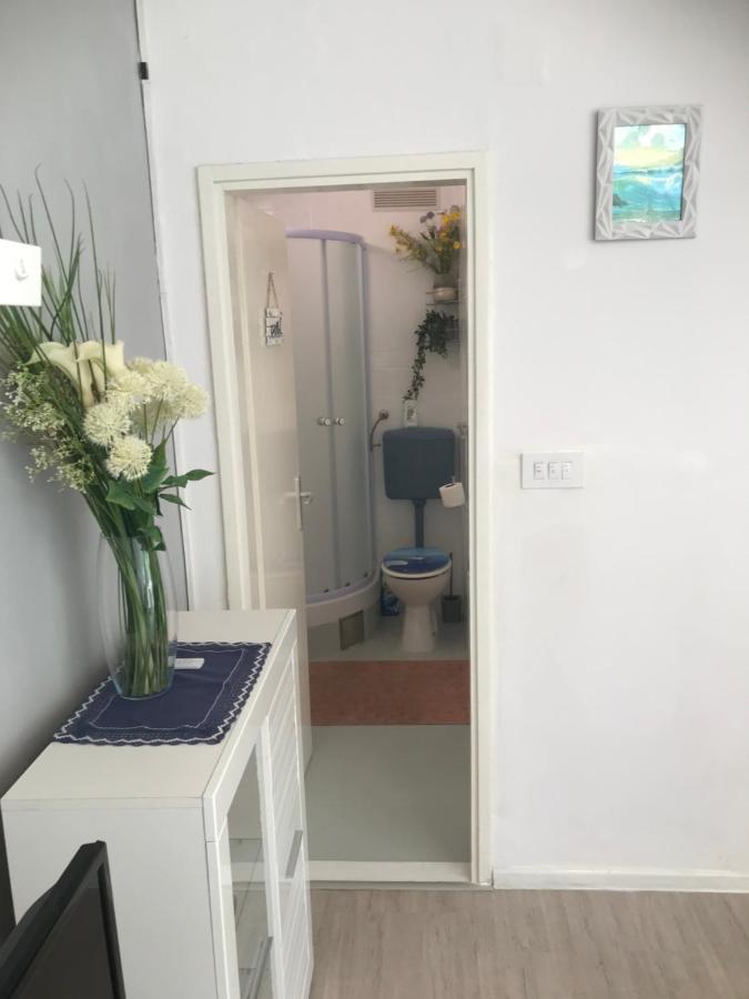 Appartamento Apartman Flora'S Garden Korčula Esterno foto
